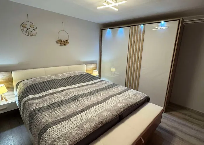 Blue Sky Apartment